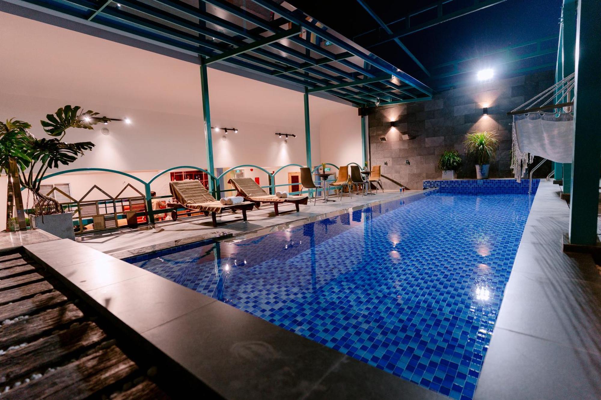 Dahlialand Saigon Hotel & Swimming Pool Ho Chi Minh City Exterior photo