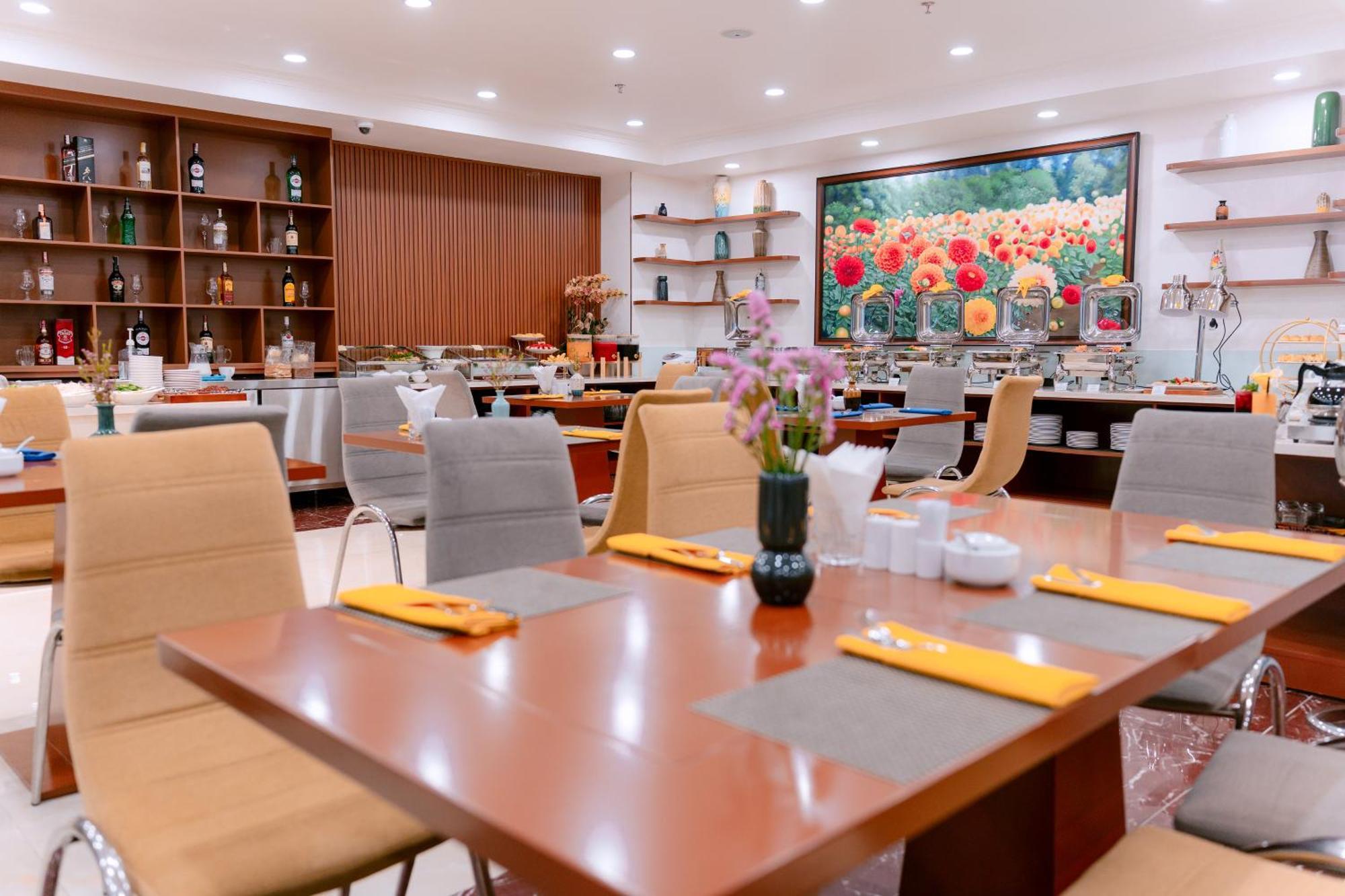Dahlialand Saigon Hotel & Swimming Pool Ho Chi Minh City Exterior photo