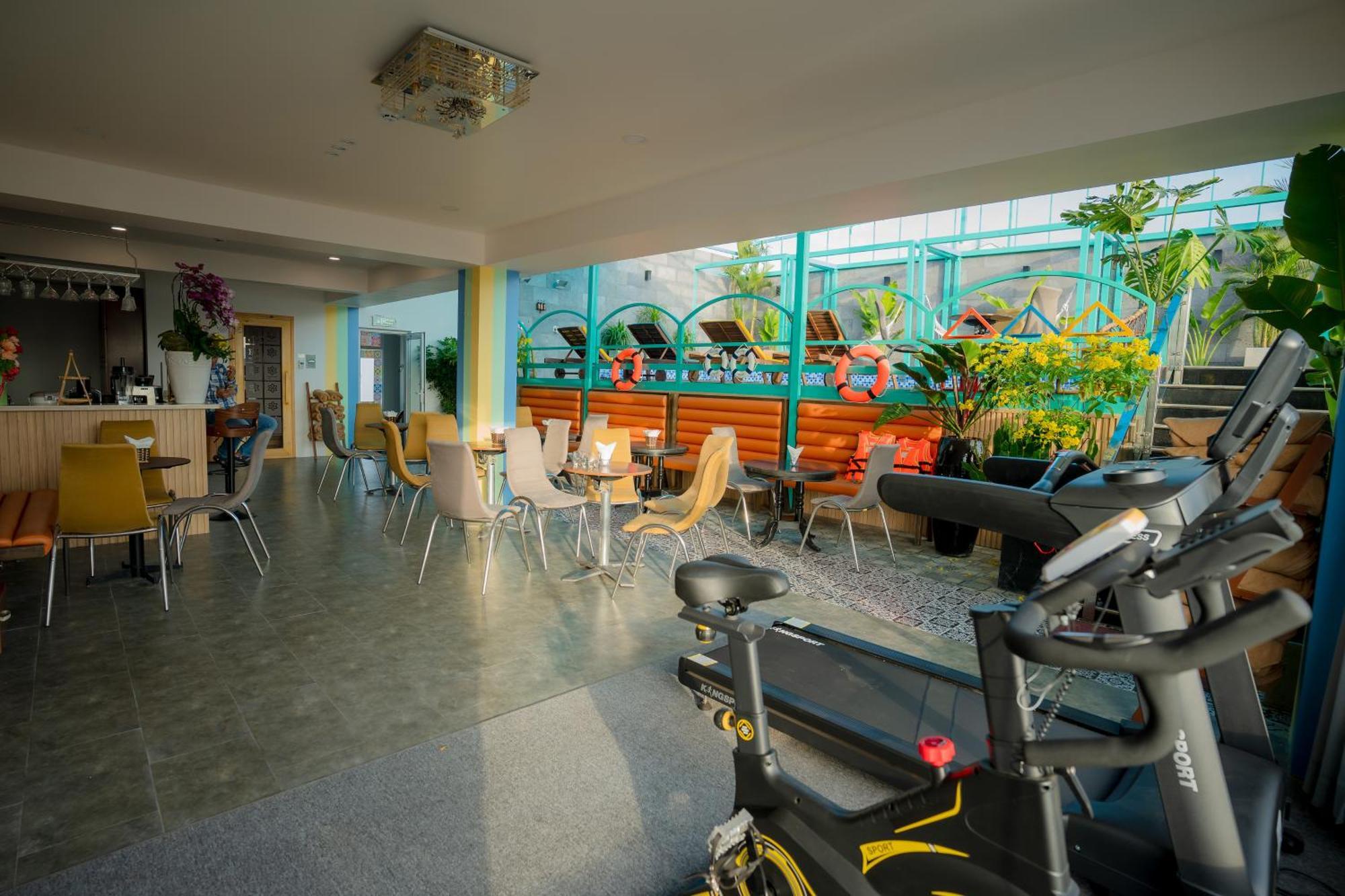 Dahlialand Saigon Hotel & Swimming Pool Ho Chi Minh City Exterior photo